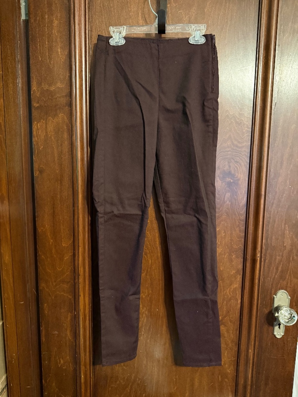 Divided side zip dress pants